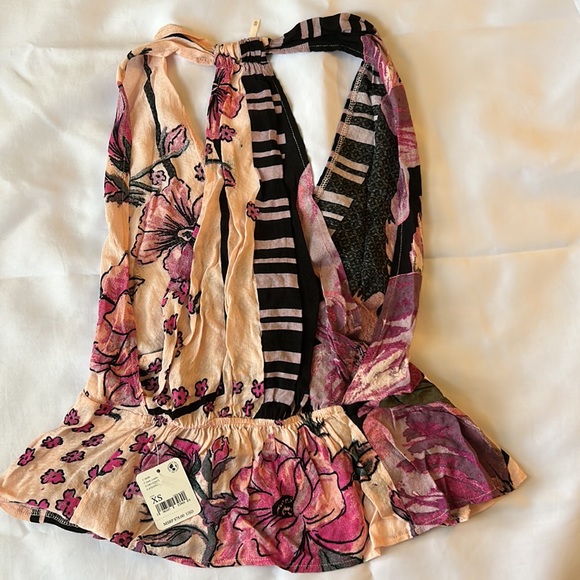Free People XSm Top Hot Tropics Floral Dark Combo Cinched Halter Racerback NWT - Picture 6 of 9